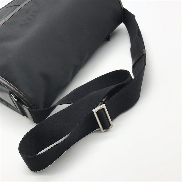 PRADA メッセンジャーバッグ ブラック 三角ロゴ レザー テスートナイロン 美品 プラダ PRADA 三角ロゴ レザー切替 ショルダー