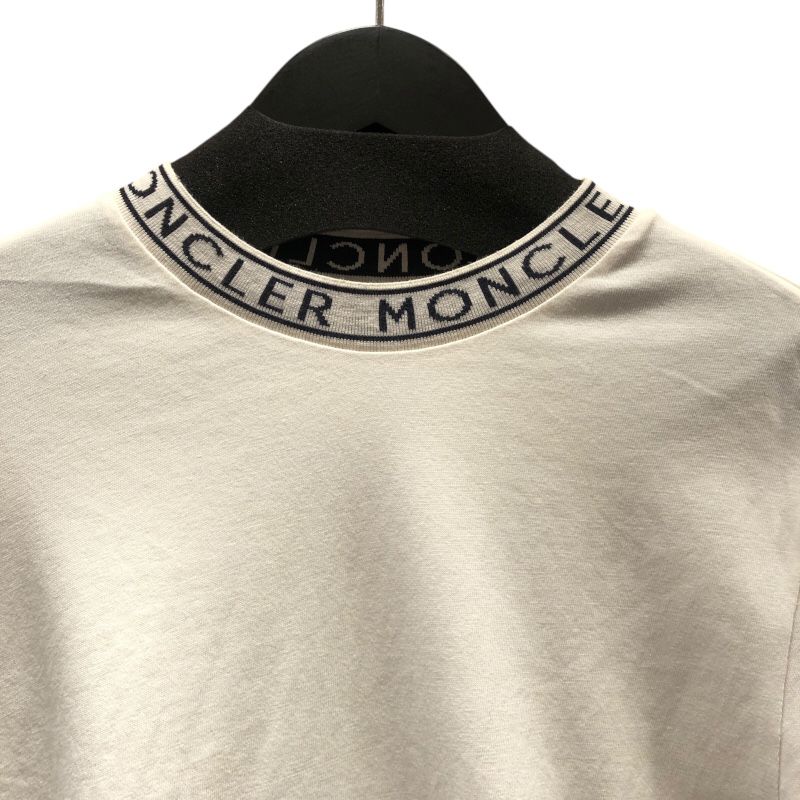 モンクレール MONCLER ロゴワッペンTシャツ ホワイト コットン 半袖Ｔシャツ
