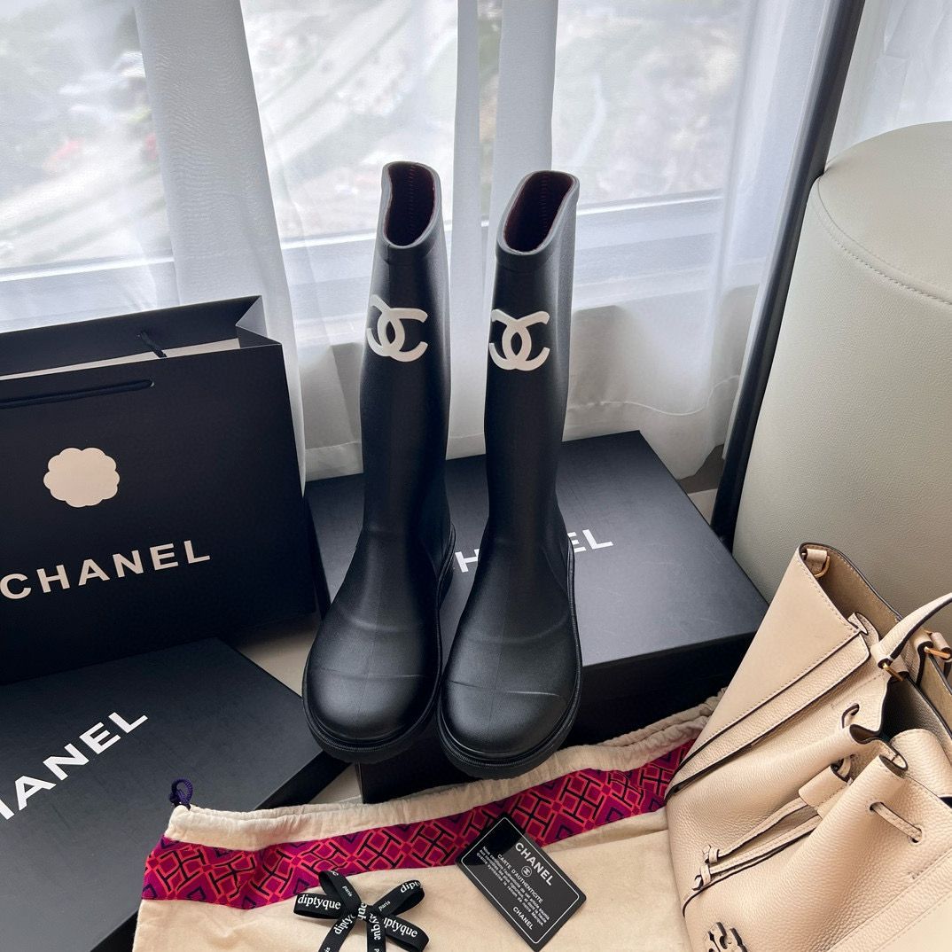 CHANEL  シャネル　カメリア　レインブーツ　ブラック　39 CHANEL シャネルカメリアレインブーツブラック39