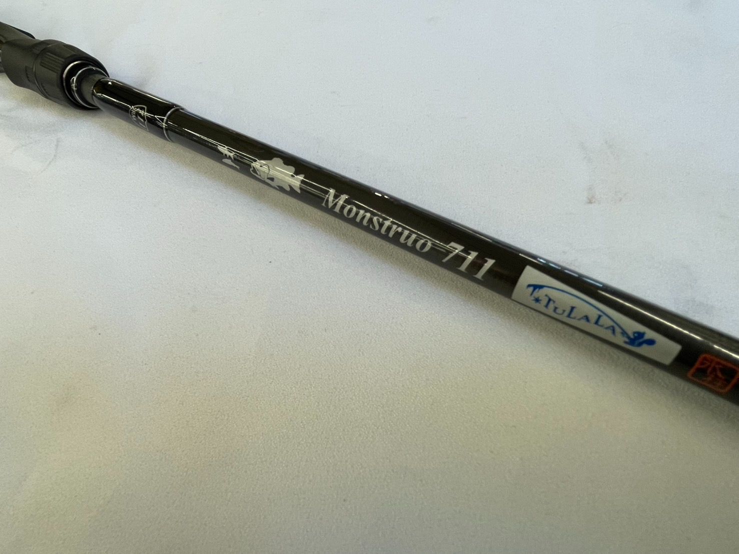 送料無料 美品 ツララ モンストロ 711RM 西濃発送 TULALA