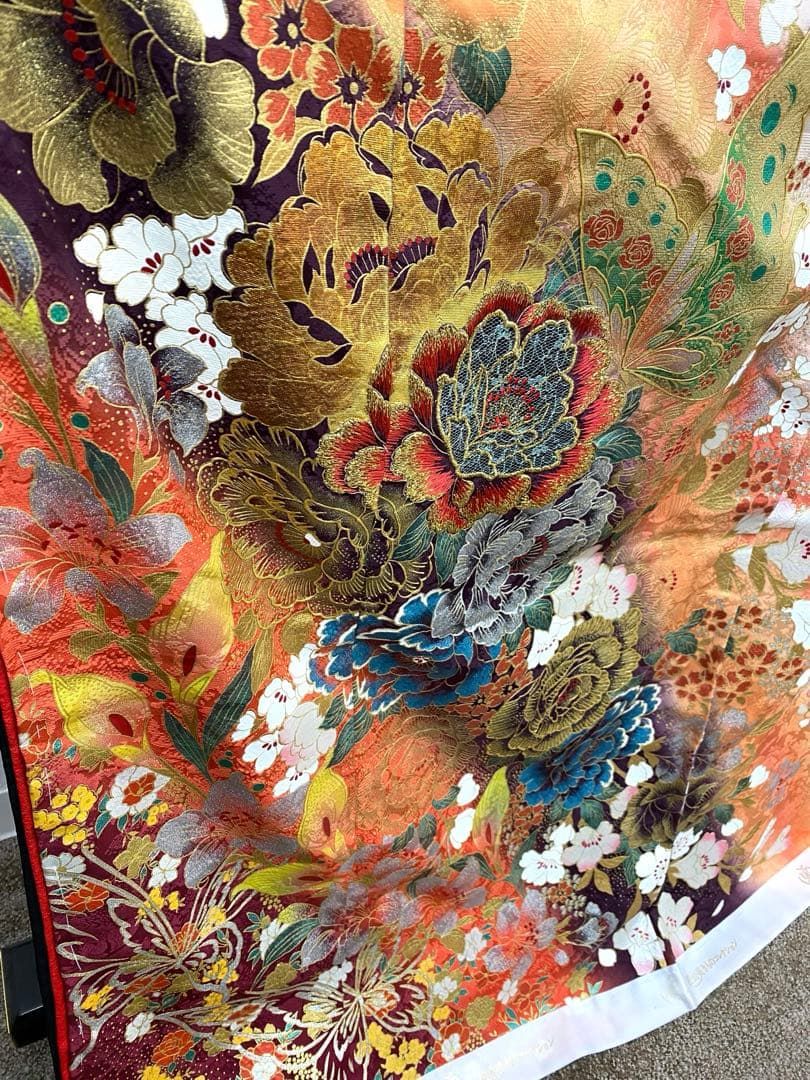 振袖 仮絵羽 桂由美 刺繍 金彩 銀彩 紋意匠 正絹 未仕立て品 八 振袖 仮絵羽 桂由美 刺繍 金彩 銀彩 紋意匠 正絹 未仕立て品 八