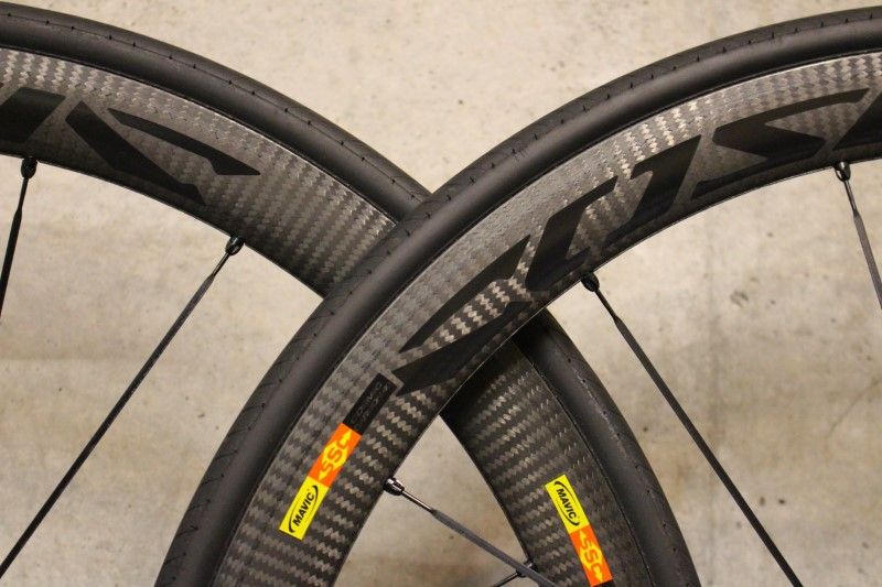 MAVIC COSMIC CARBONE 40 シマノ11s クリンチャー 美品 マヴィック MAVIC コスミック カーボン COSMIC CARBON 40 シマノ