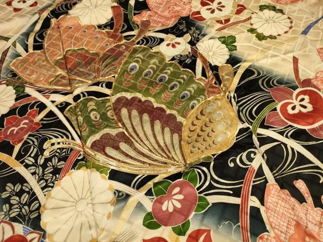 平和屋着物□豪華振袖 駒刺繍 花蝶文 金銀糸 正絹 逸品