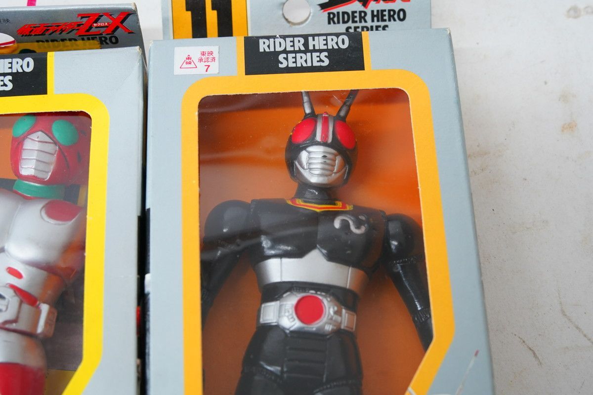 「超人機メタルダー」ソフビ人形・超人機メタルダー＋キーホルダー（新品）２個セット Amazon.co.jp: 超人機メタルダーソフビ人形超人機メタルダー