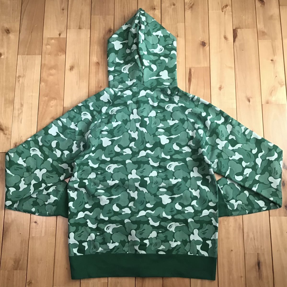 非売品 カード会員限定 BAPE camo パーカー ベイプ NIGO ape - メルカリ