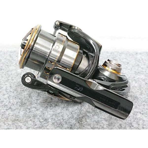 ダイワ ルビアスFC LT 2500S スピニングリール ※箱付き 【中古品