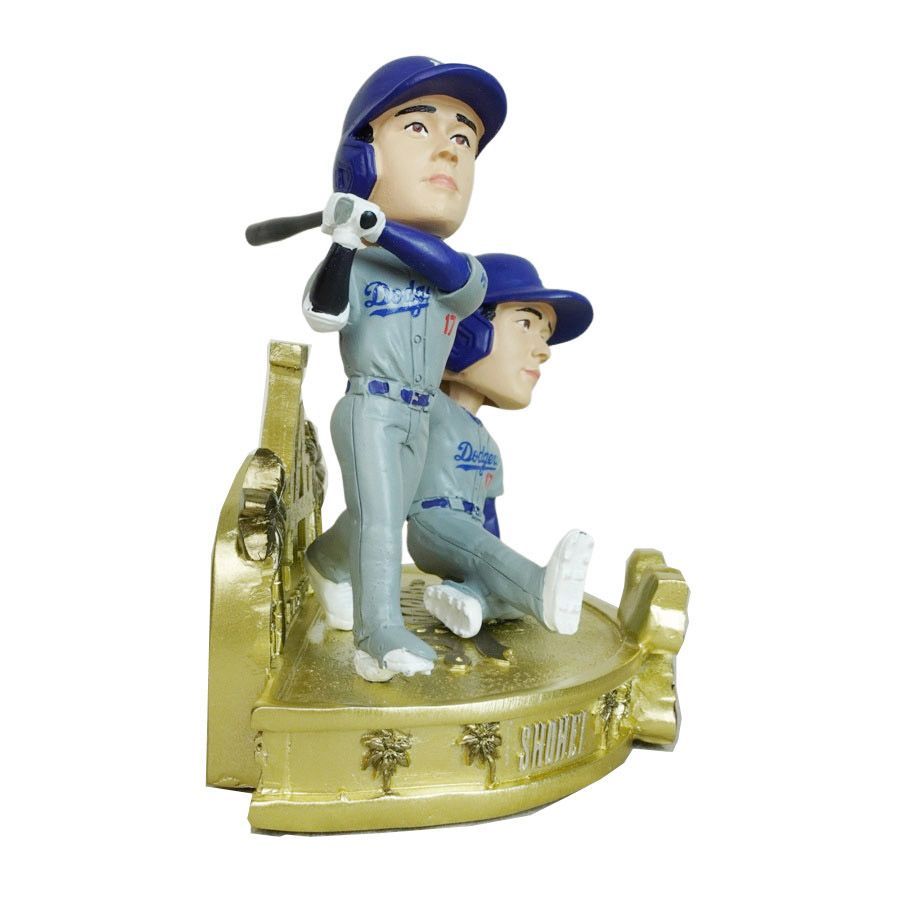 フィギア 公式グッズ