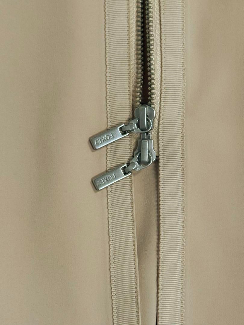 フォクシー　レインコート　レイニー　40 ウォータープルーフ ✨️未使用級 フォクシー ウォータープルーフ レイニーコート 40 20年