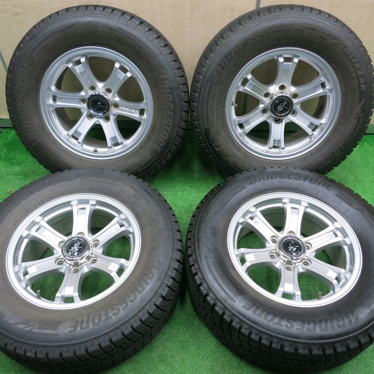 送料無料] バリ溝！キレイ！9.5分ランクル 等 KEELER 265/65R17  