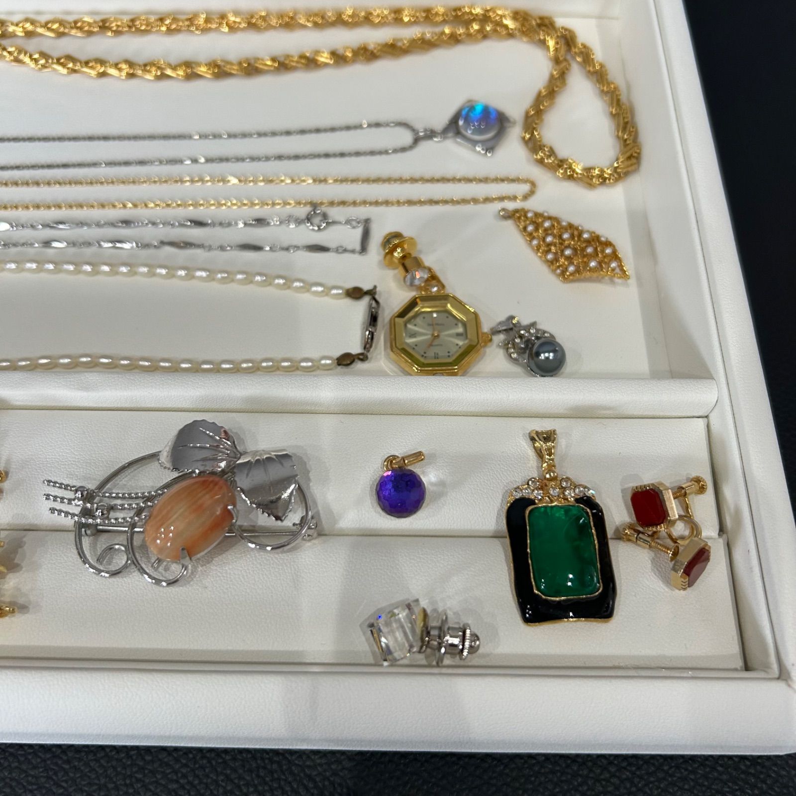 ネックレス アクセサリー ブローチ イヤリング ピアス シルバーカラー 
