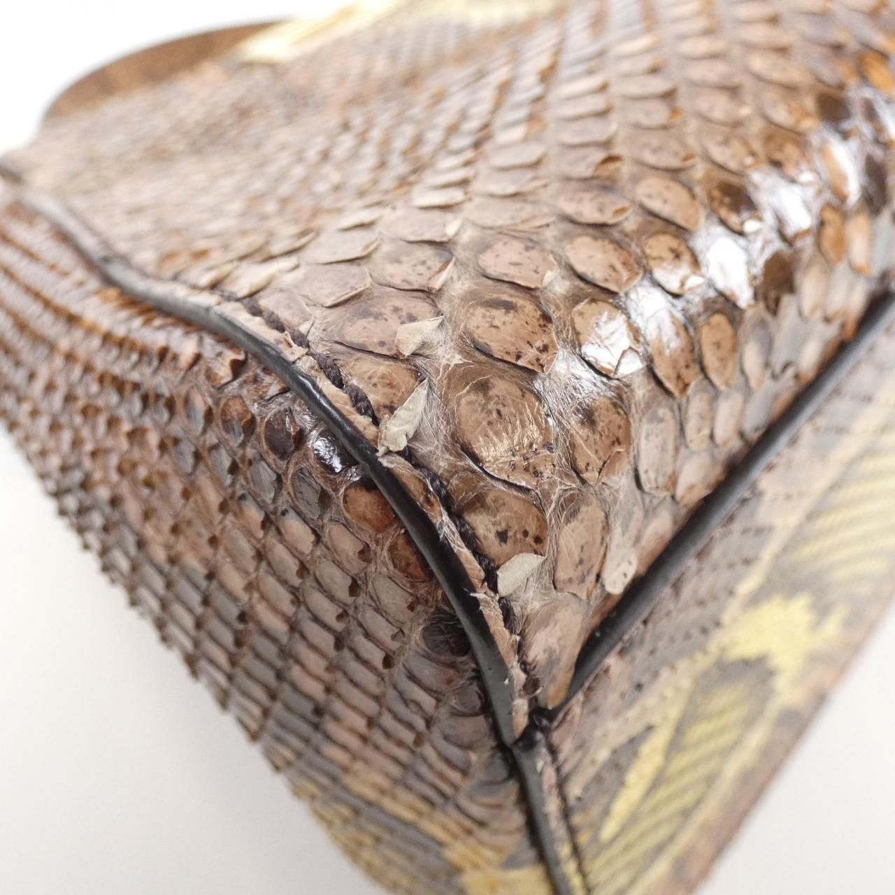 フェンディ ピーカブー ミニ 8BN244 U7N バッグ - メルカリ 