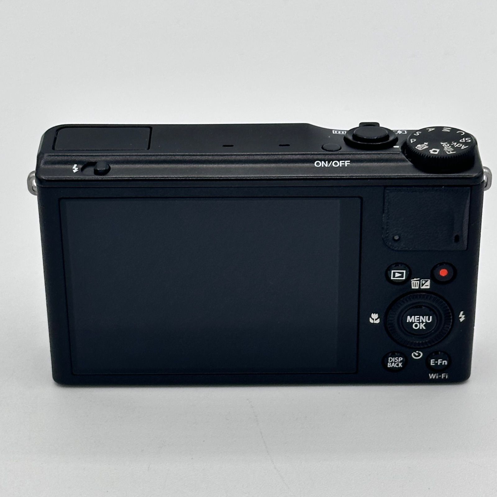 コンパクトデジタルカメラ