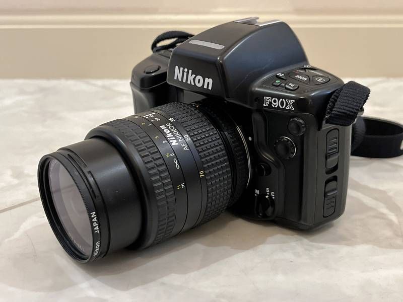 Nikon F90X 一眼レフ フィルムカメラ MB-10 縦位置グリップ ニコン