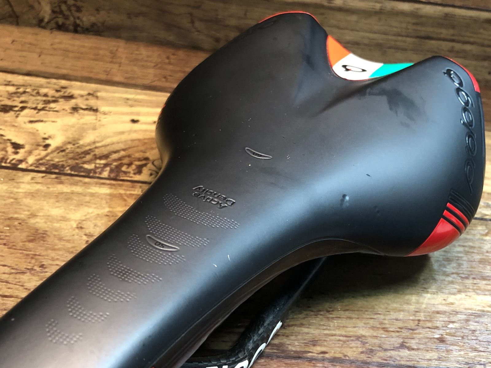 Prologo Nago EVO TR サドル ホワイト/ブルー　カーボンレール Prologo Nago EVO TR サドル ホワイト/ブルー カーボンレール Prologo