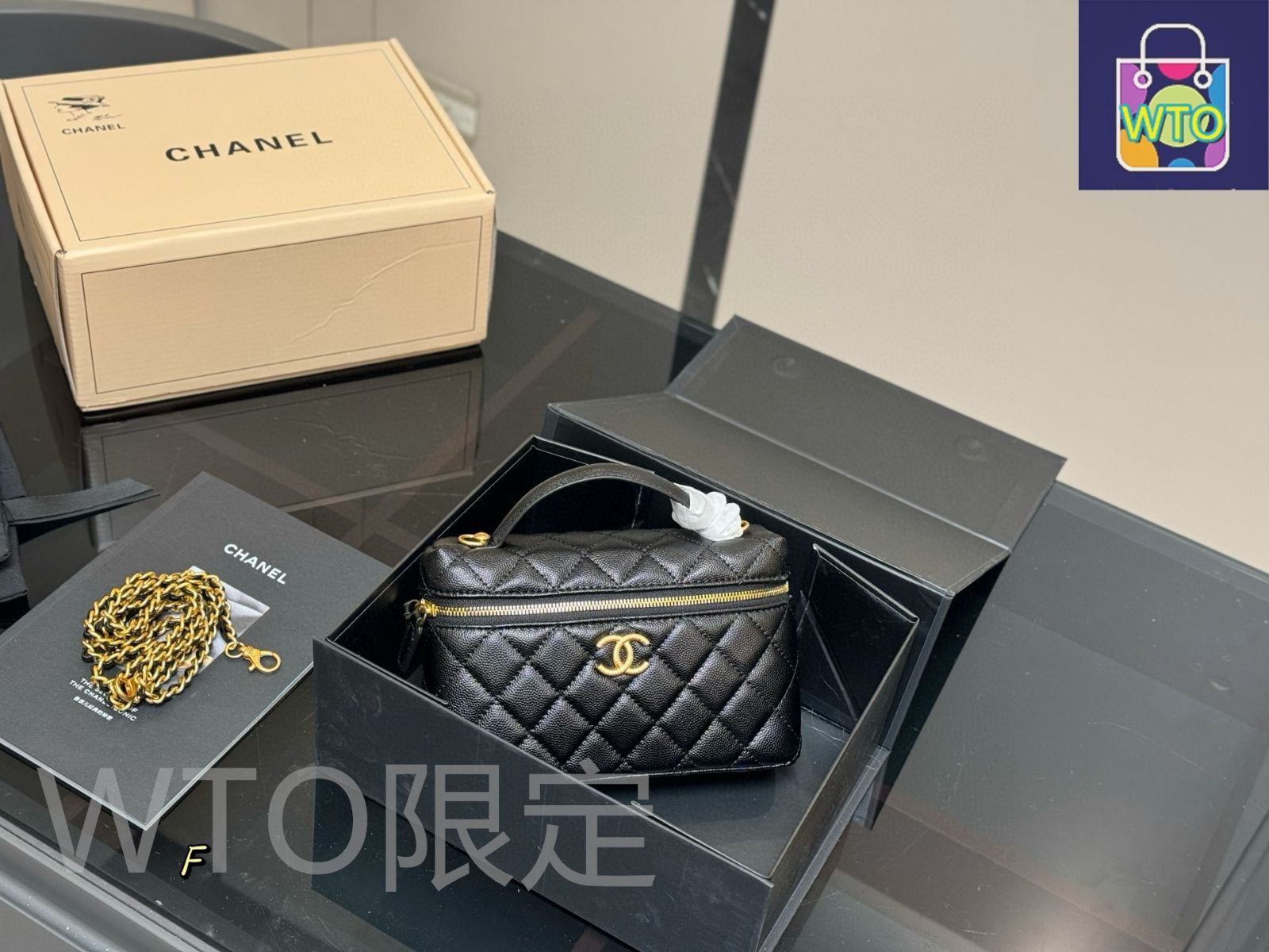【安心の国内配送☆】CHANEL フード 今日特価】Chanel シャネル ランチボックスホボ 実用的で搭載