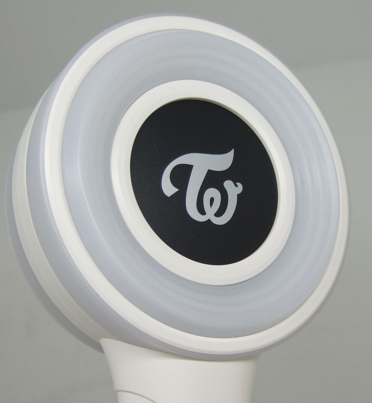 TWICE ペンライト CANDYBONG∞ おまけ付き　ホワイト 楽天市場】[東京発送] TWICE トゥワイス OFFICIAL LIGHT STICK