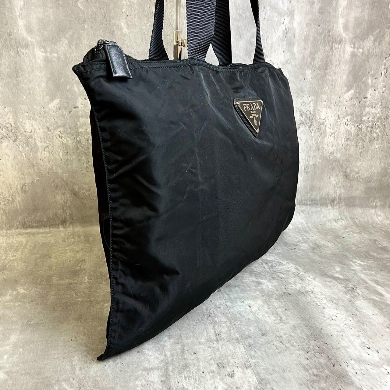 良品✨プラダメッセンジャーバッグ三角プレートナイロンレザー黒斜め掛け