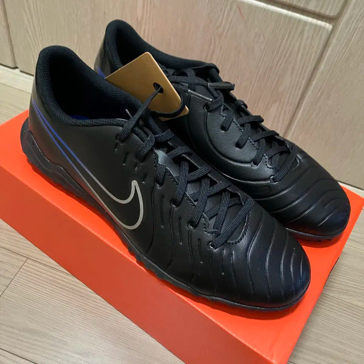 サッカーシューズ 270 NIKE ナイキ ティエンポ レジェンド 10 クラブ