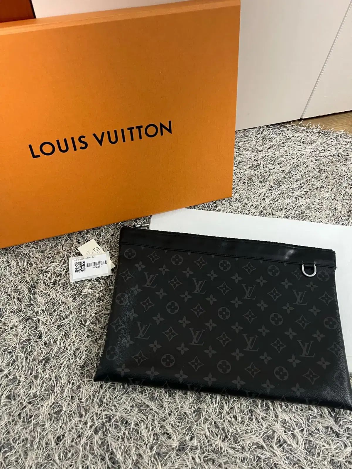 Louis Vuitton ルイヴィトン ポシェット モノグラム クラッチ