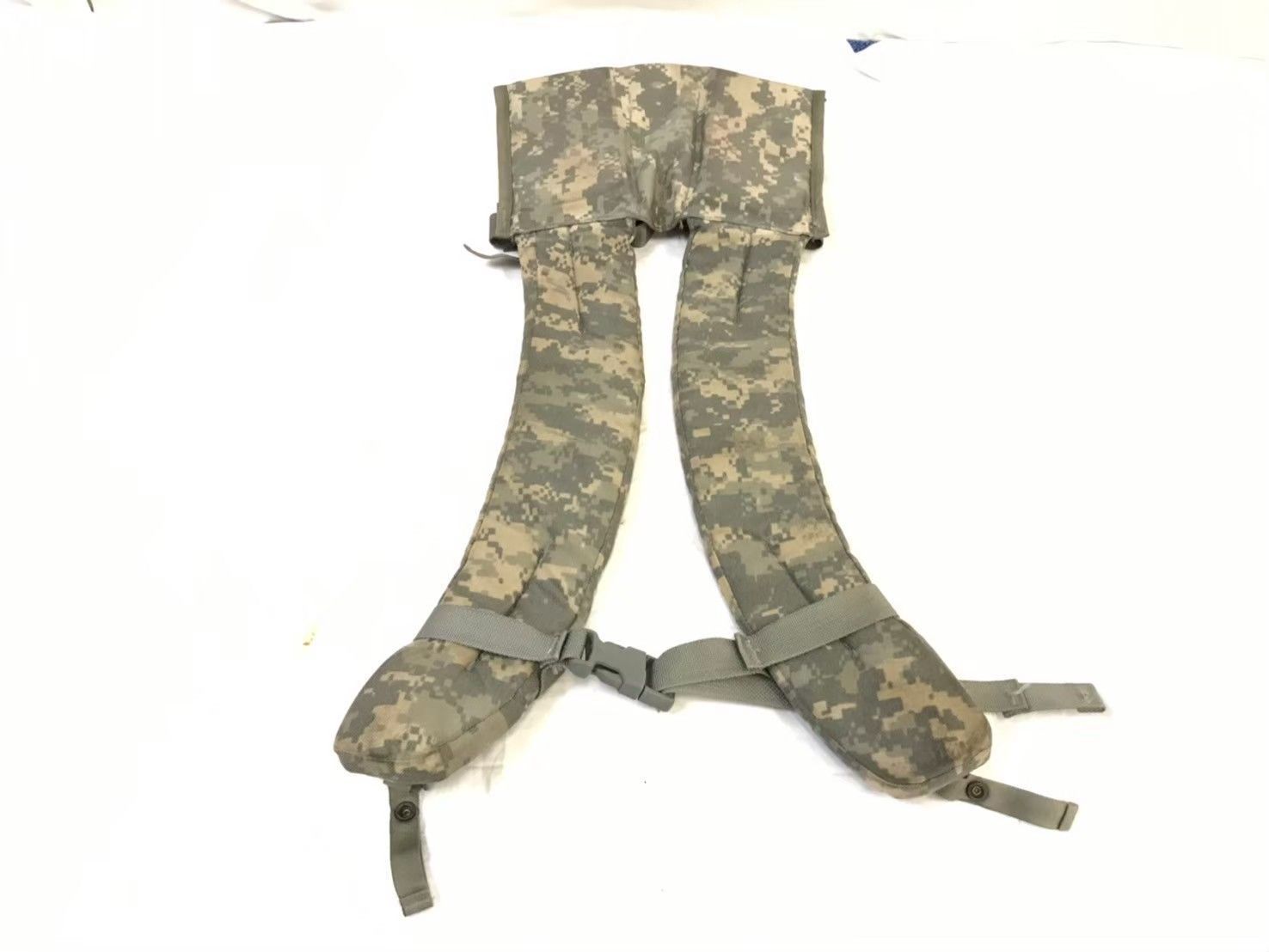 ◎ 米軍放 MOLLE2 ACU フィールドパック4点セット リュック ショルダーハーネス ウエストベルト フレーム US-ARMY 140 HG29FK-W 25 WWW_OLIVIERBERNSTEIN_COM