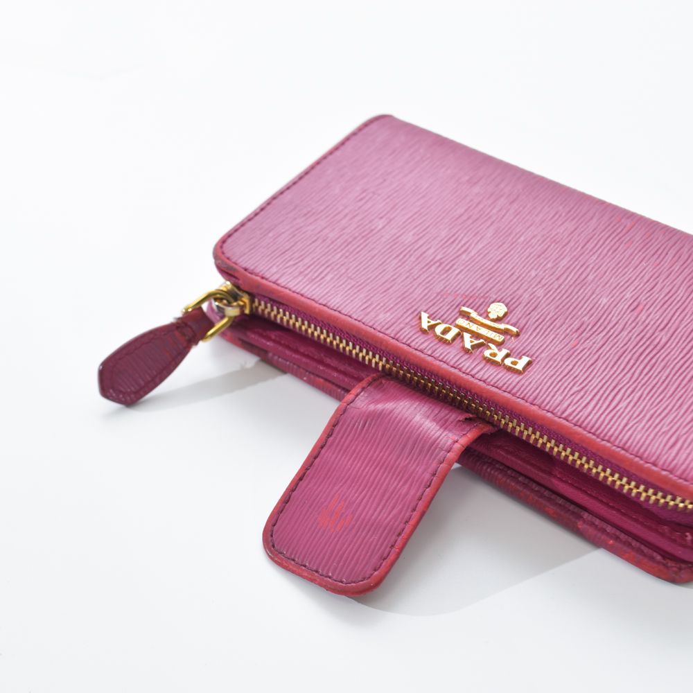 中古USED PRADA 財布 1ML225 VITELLOMOVE ピンク 252587592 中古USED PRADA 財布 1ML225 VITELLOMOVE ピンク 252587592