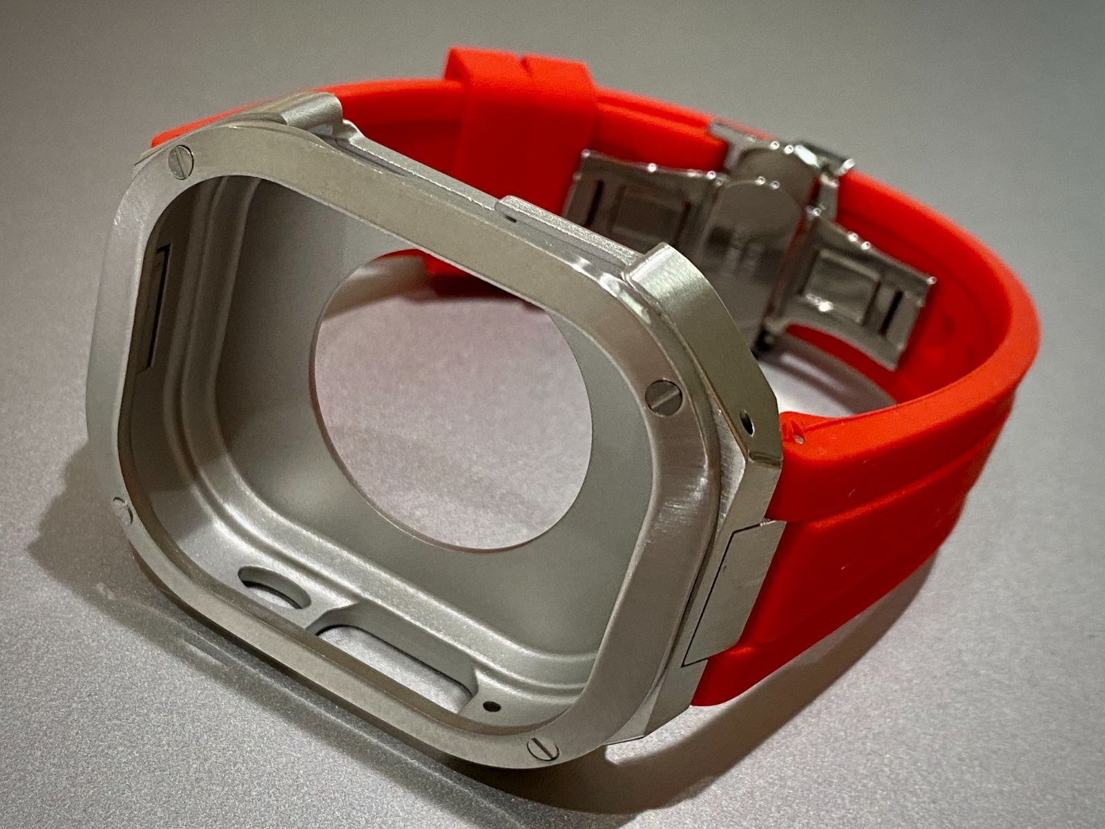 シルバー×レッド