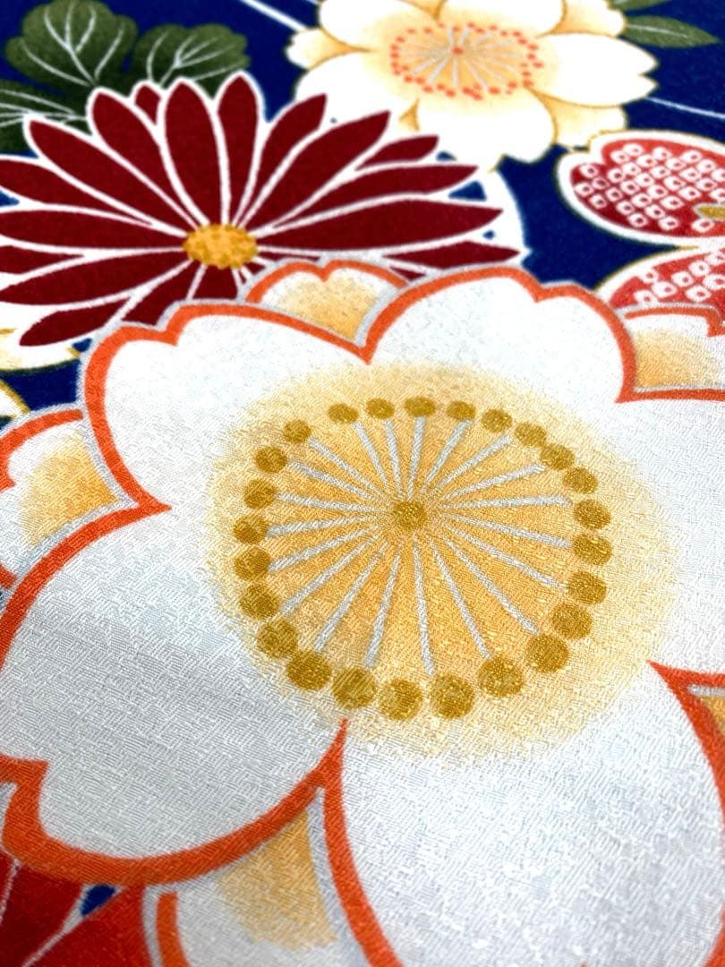 2尺袖 ポリエステル着物 紋意匠 桜 袴向き 2尺袖 ポリエステル着物 紋意匠 桜 流水 袴向き - メルカリ