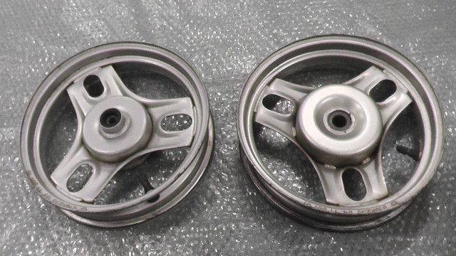 CBX400F用 フロント ホイール アクスルシャフト ホンダ純正 NC07 旧車