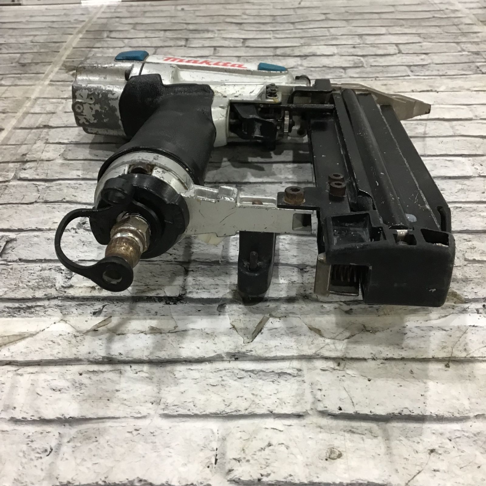 ☆マキタ(makita) 常圧フィニッシュネイラ AF502N【川口店】 - メルカリ