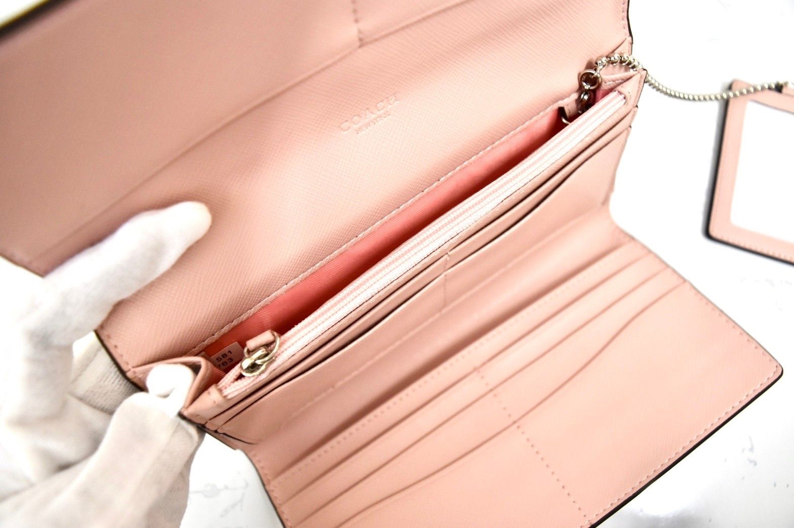 一粒万倍日【新品】コーチ coach 長財布 ピンク シグネチャー パス 
