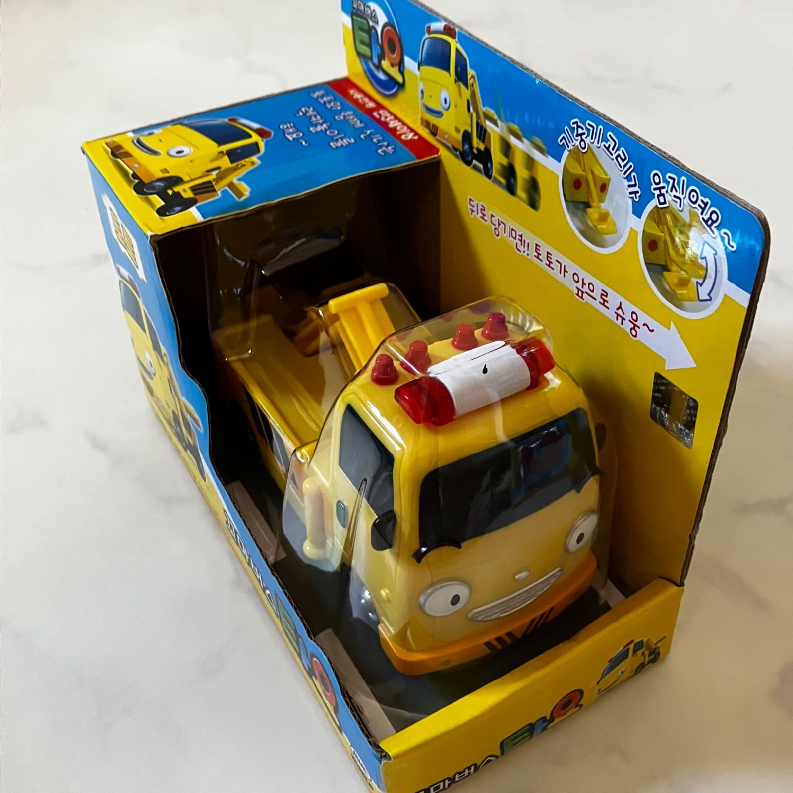 韓国限定　ちびっこバスタヨ　トト　レッカー車 韓国限定 ちびっこバスタヨ トト レッカー車 KAGGZJBO