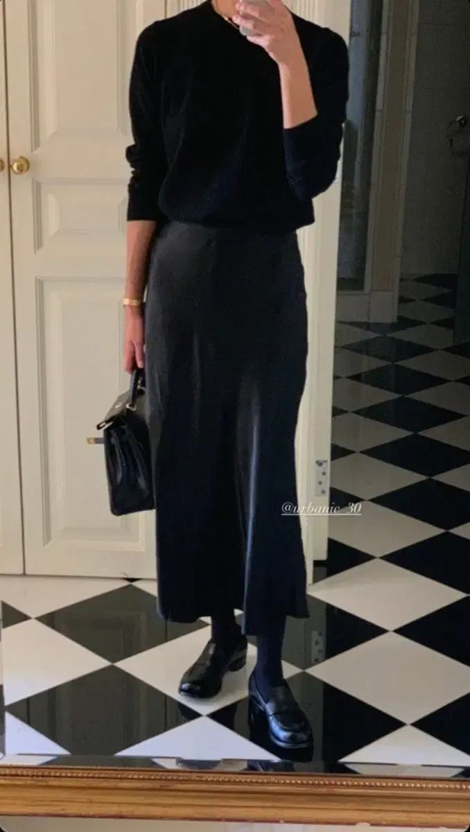 サテン スカート