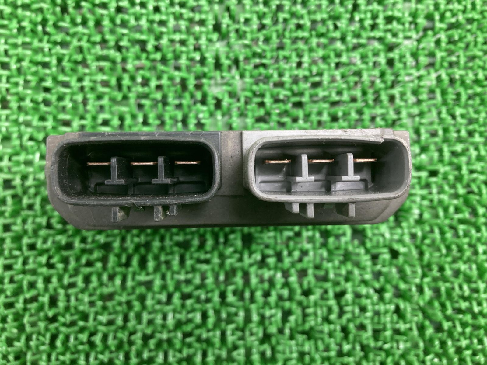 専用商品 CBR1100XX レギュレター ホンダ 純正 中古 バイク 部品 SC35 ブラック