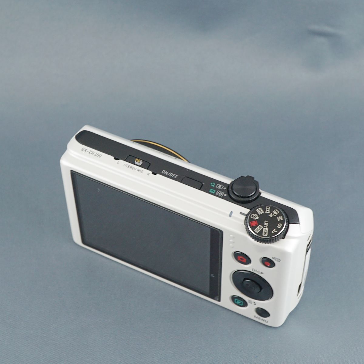 カメラ CASIO EXILIM EX-ZR300デジタルカメラ 本体