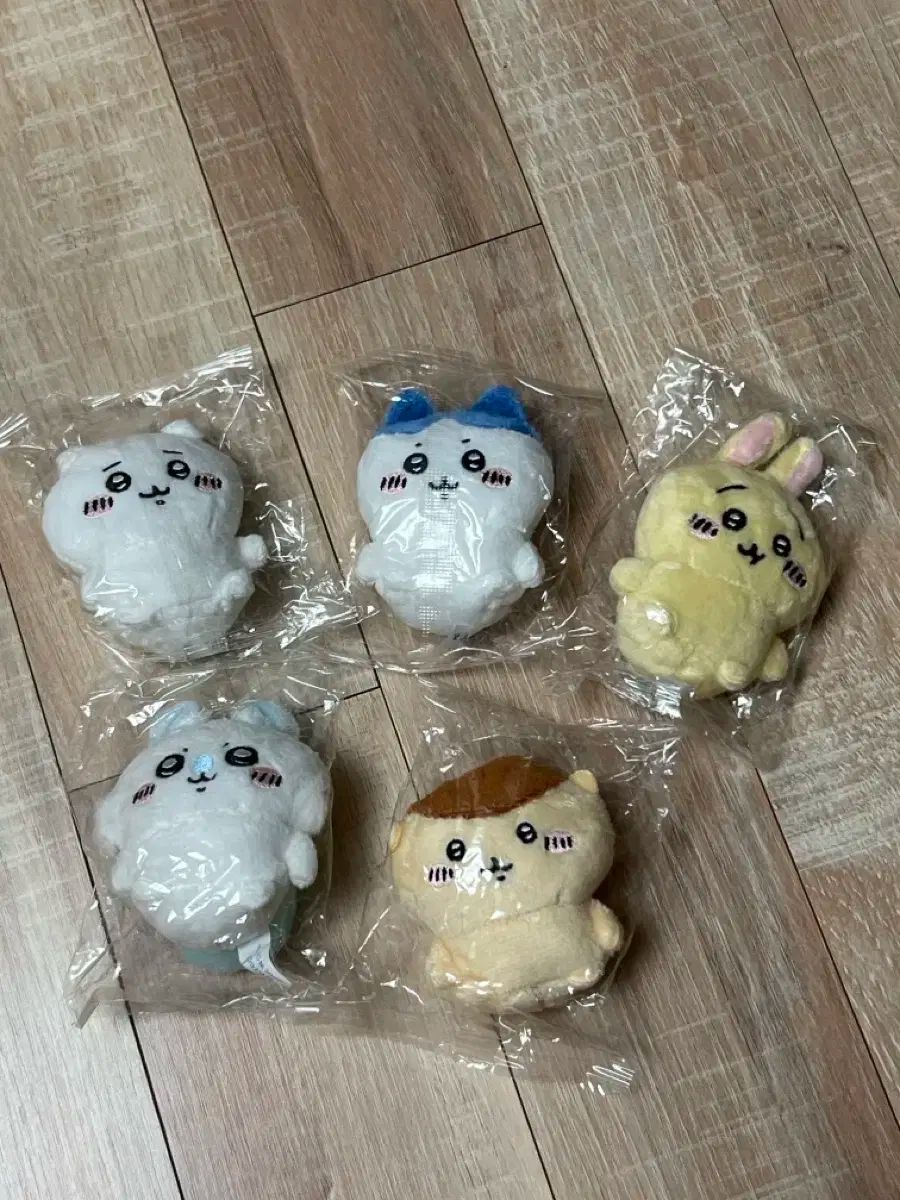 ちいかわ 座っている妹 1 焦げた 一括販売