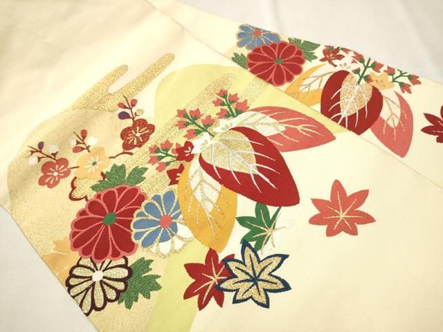¨̮⃝ 総刺繍 鈴と花文様 名古屋帯 昭和レトロ 大正ロマン 仕立て直し品長さ364 楽天市場】アンティーク 正絹 刺繍 帯の通販