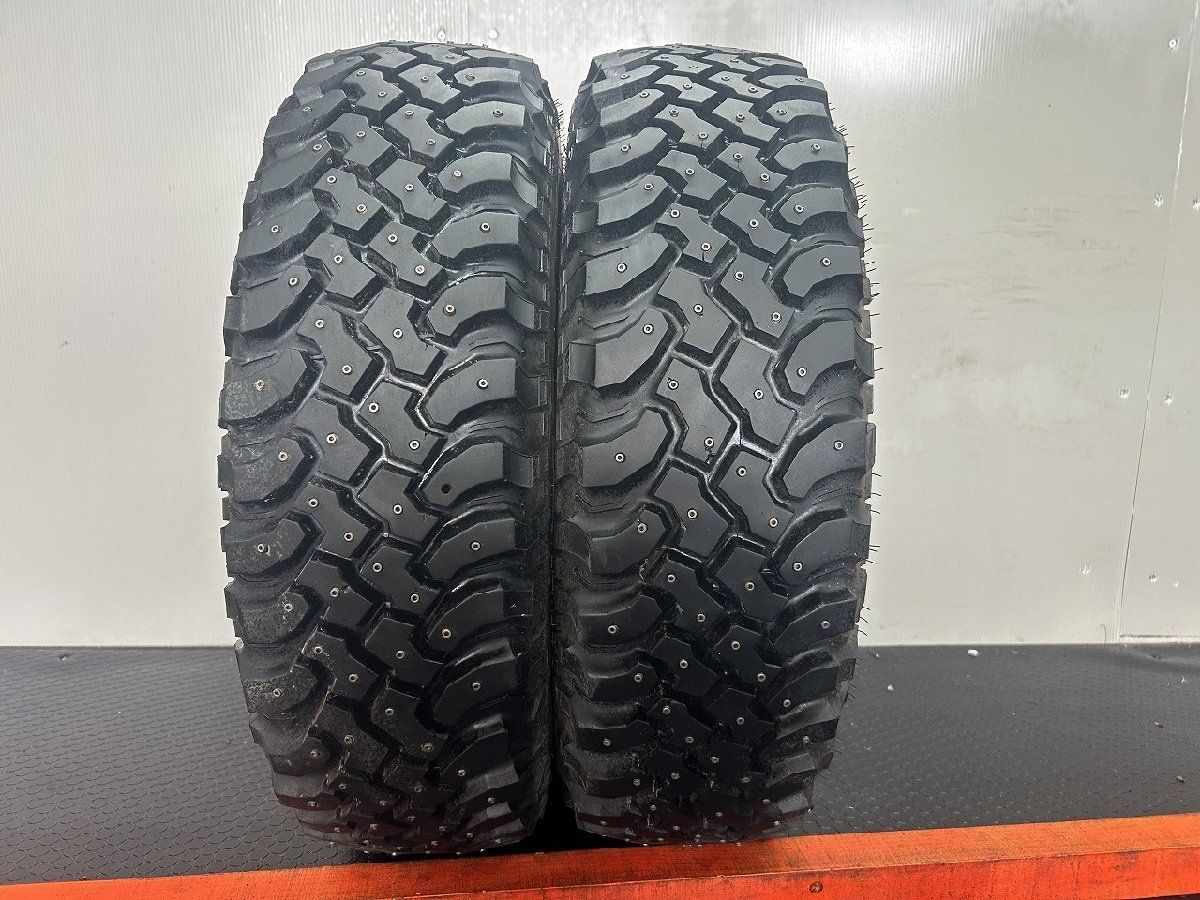 BF Goodrich Mud-Terrain T A KM LT215 75R15 15インチ スパイクタイヤ 2本 バリ溝 ホワイトレター マカロニピン ハイエース STM002