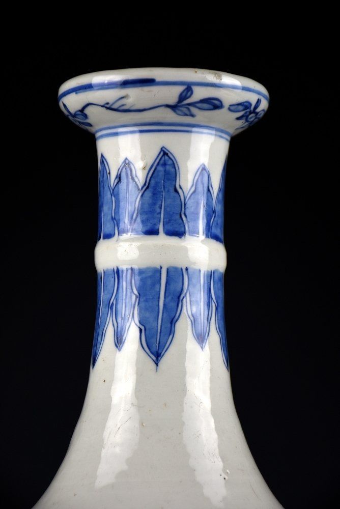 蔵C7902】中国古美術 青花花鳥図瓶 清朝 31㎝ - メルカリ
