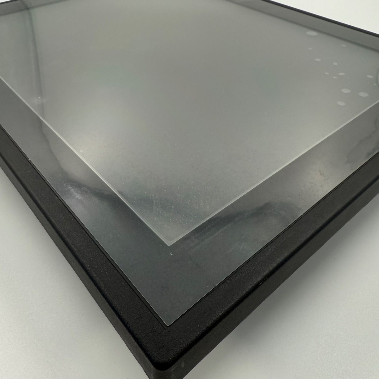 FA環境対応15型液晶組込みタッチパネルモニター