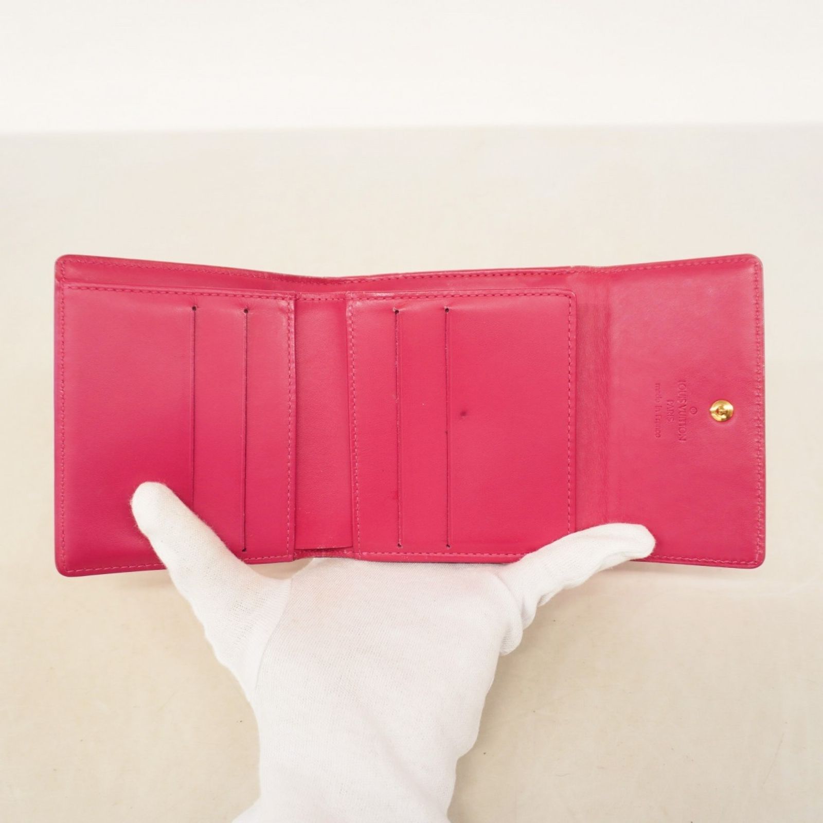 ルイヴィトン ヴェルニ ポルトフォイユ ポルトモネ・ピエカルト