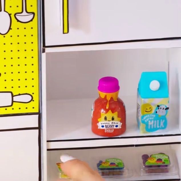 SALE！！ MGA's Miniverse MAKE IT MINI KITCHEN メイクイット