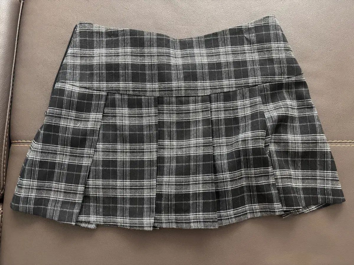 mnem ムネム チェーン プリーツ スカート チェック