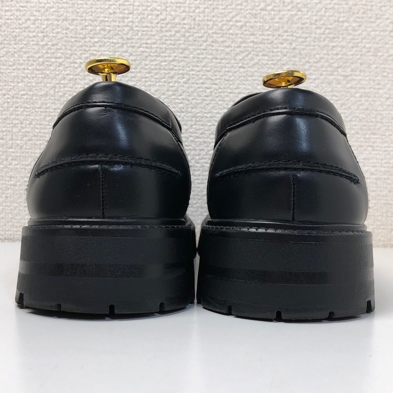 ザラ ブラック
