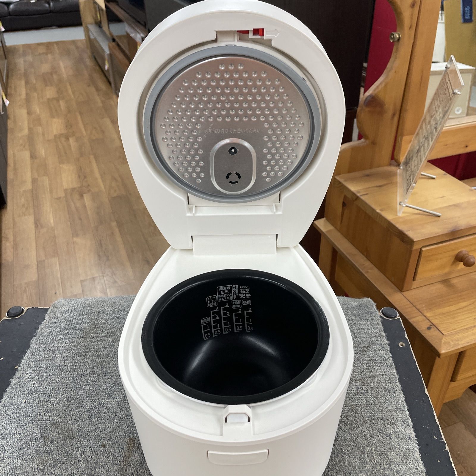 R227 ☀️ 製の高年式 アイリスオーヤマ IH炊飯ジャー 3合炊き RC-IL30 動作 済 クリーニング済 WWW_KANDAIZUMI_COM