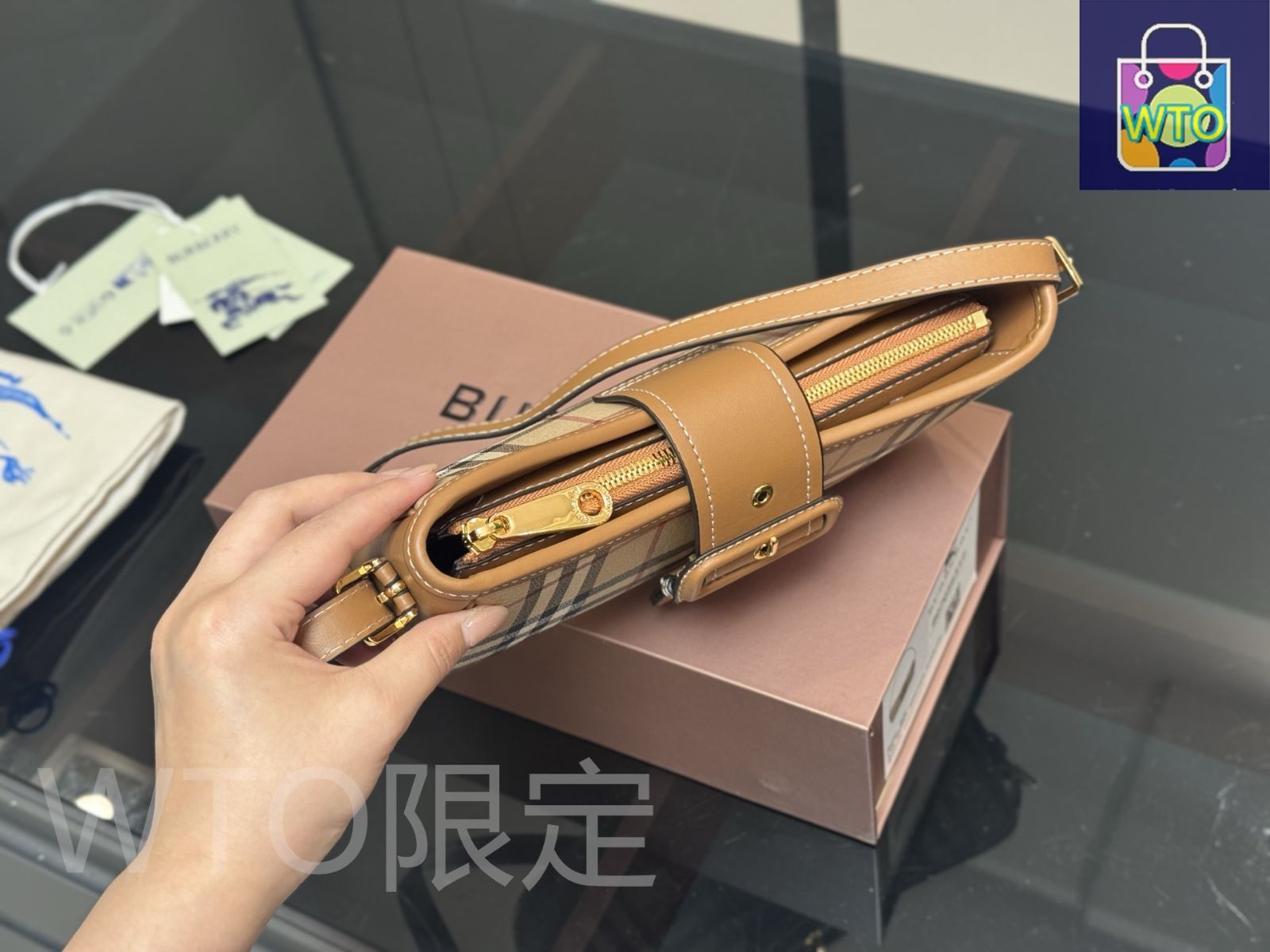 今日特価】Burberry バーバリー レトロアンダーアーバッグ