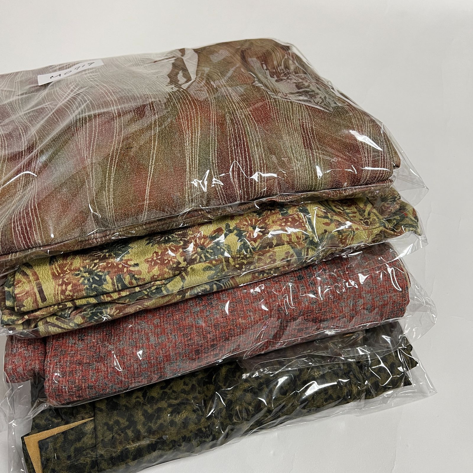 訳あり （中古品） アンティーク着物 まとめ売り 4着セット まとめ