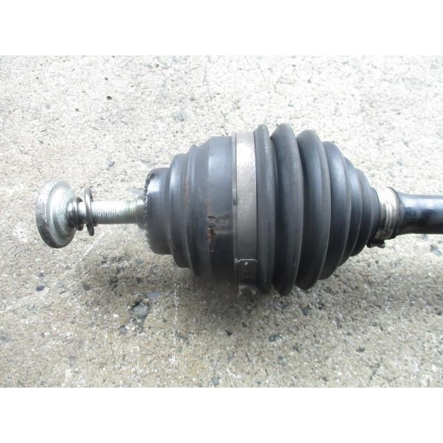 右Fドライブシャフト 861194205