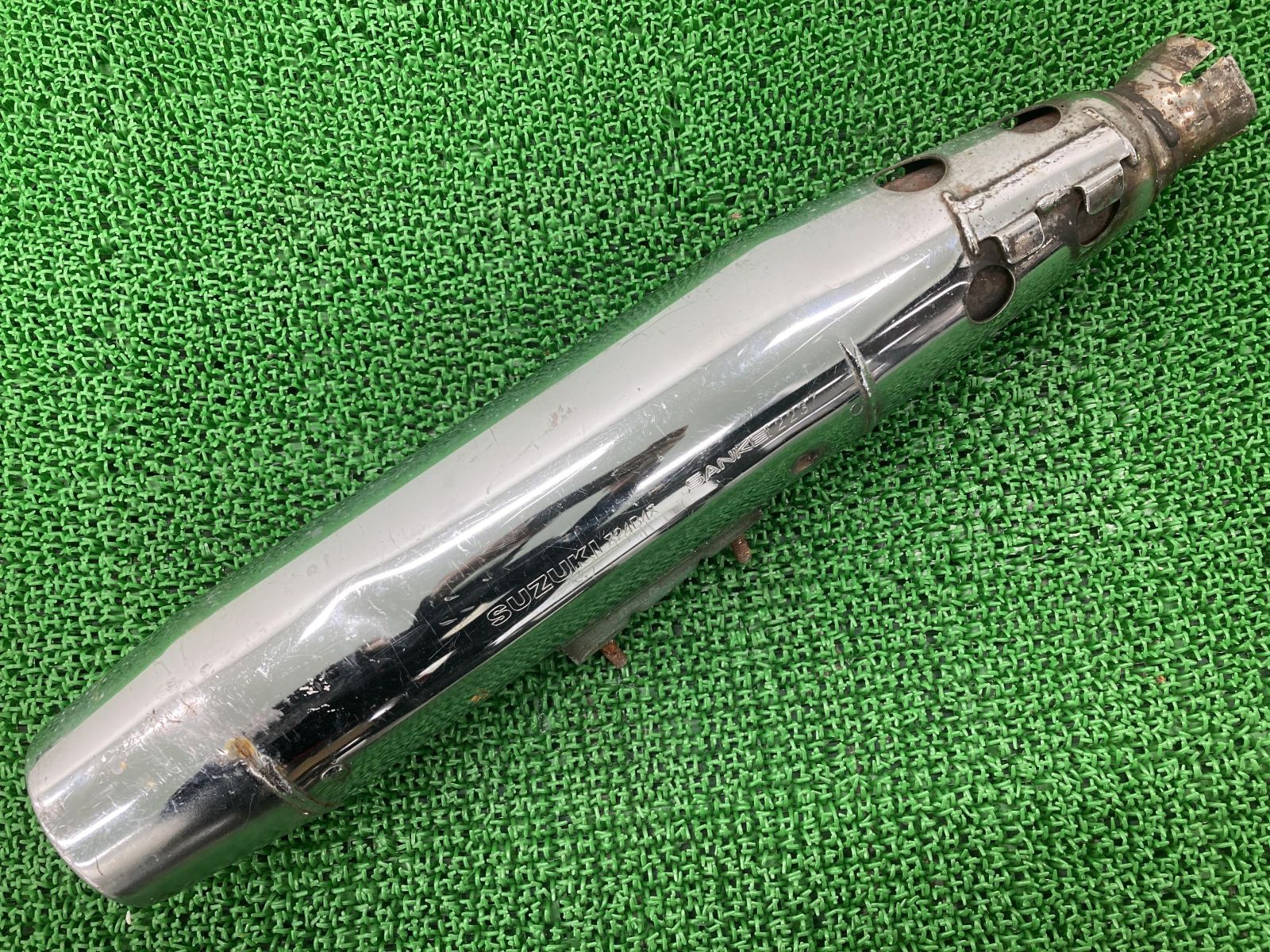 サベージLS650 サイレンサーマフラー 24B4 スズキ 純正 中古 バイク 部品 NP41A 修復素材やカスタム素材に 品薄 希少品 車検 Genuine