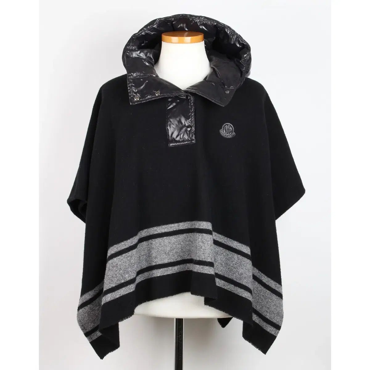 モンクレール キッズ フード ケープ コート 8Y