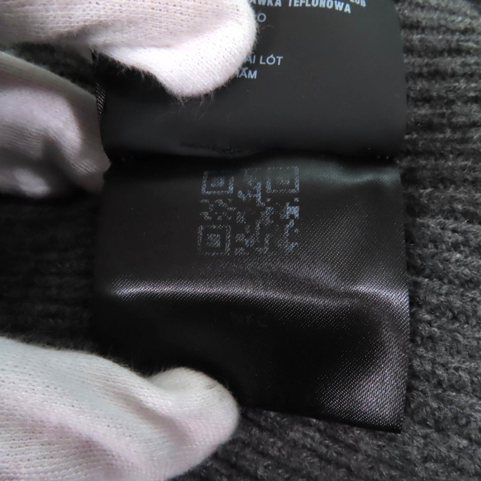 美品★PRADA プラダ 2020年製 P25G73 カシミヤ100％ Vネック クロップド ニットカーディガン グレー 36 イタリア製  正規品 レディース PRADA - 美品☆PRADA プラダ 2020年製 P25G73 カシミヤ100％ V